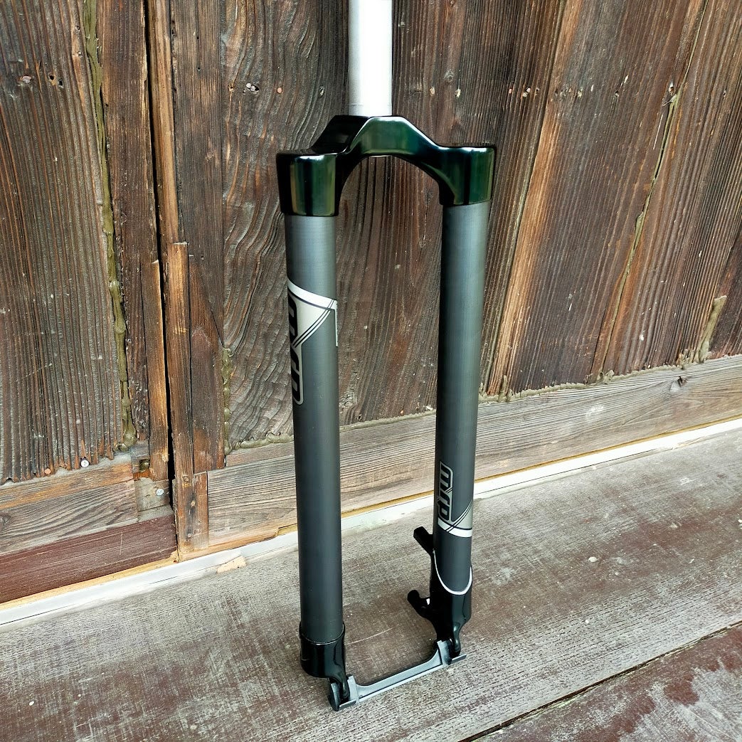 MRP | Rock Solid Carbon Fork | HODGExPODGE（ホッジポッジ）
